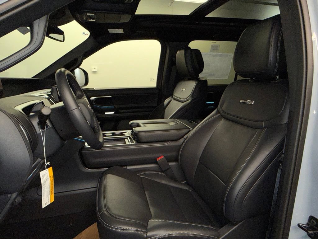New 2027 Ford Expedition Platinum w/ Stealth Appearance Package AWD/4WD image 29