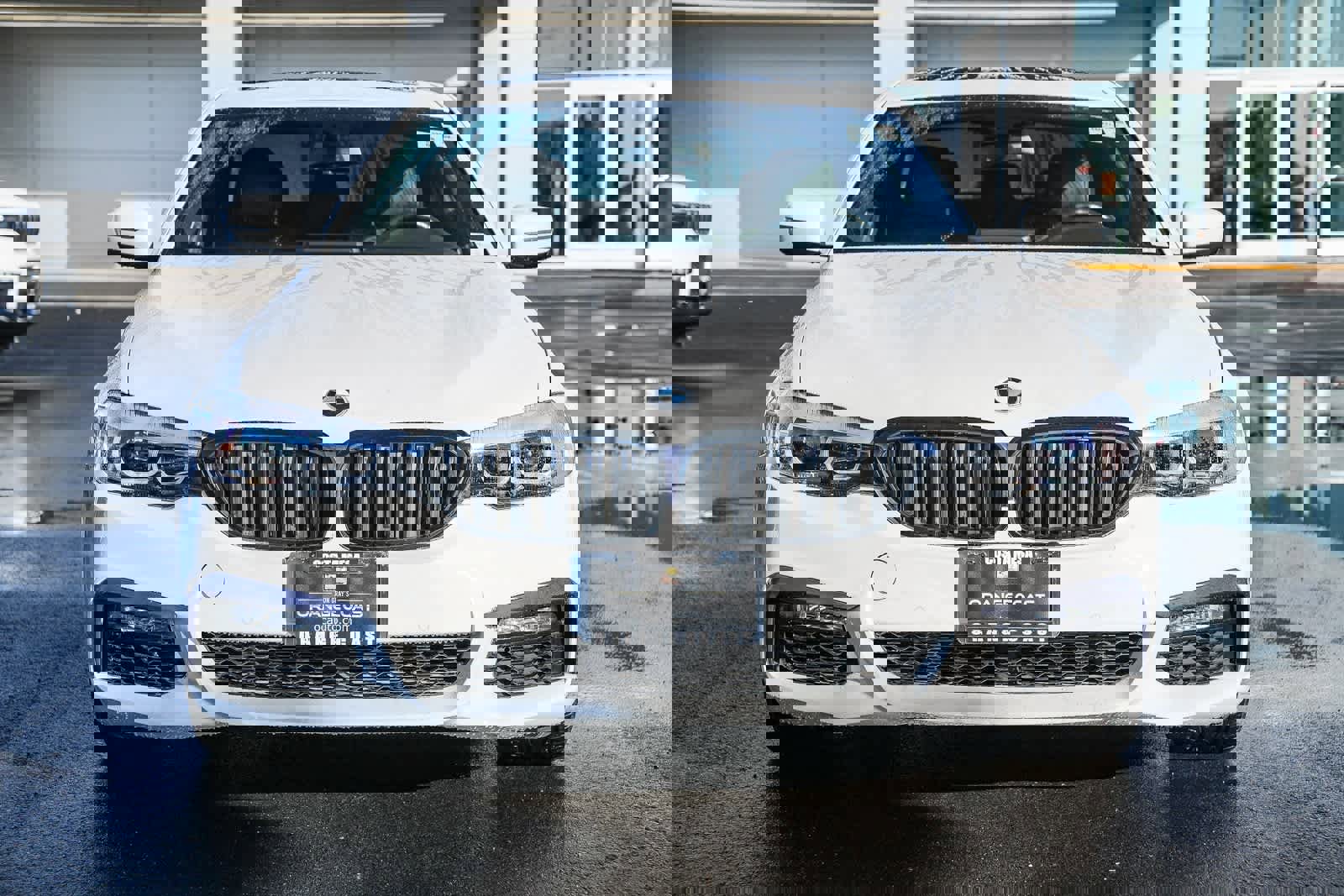 Used 2018 BMW 530e w/ M Sport Package 2 image 2