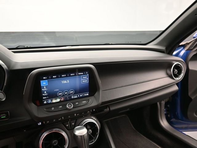 Used 2021 Chevrolet Camaro LT w/ Technology Package RWD image 23