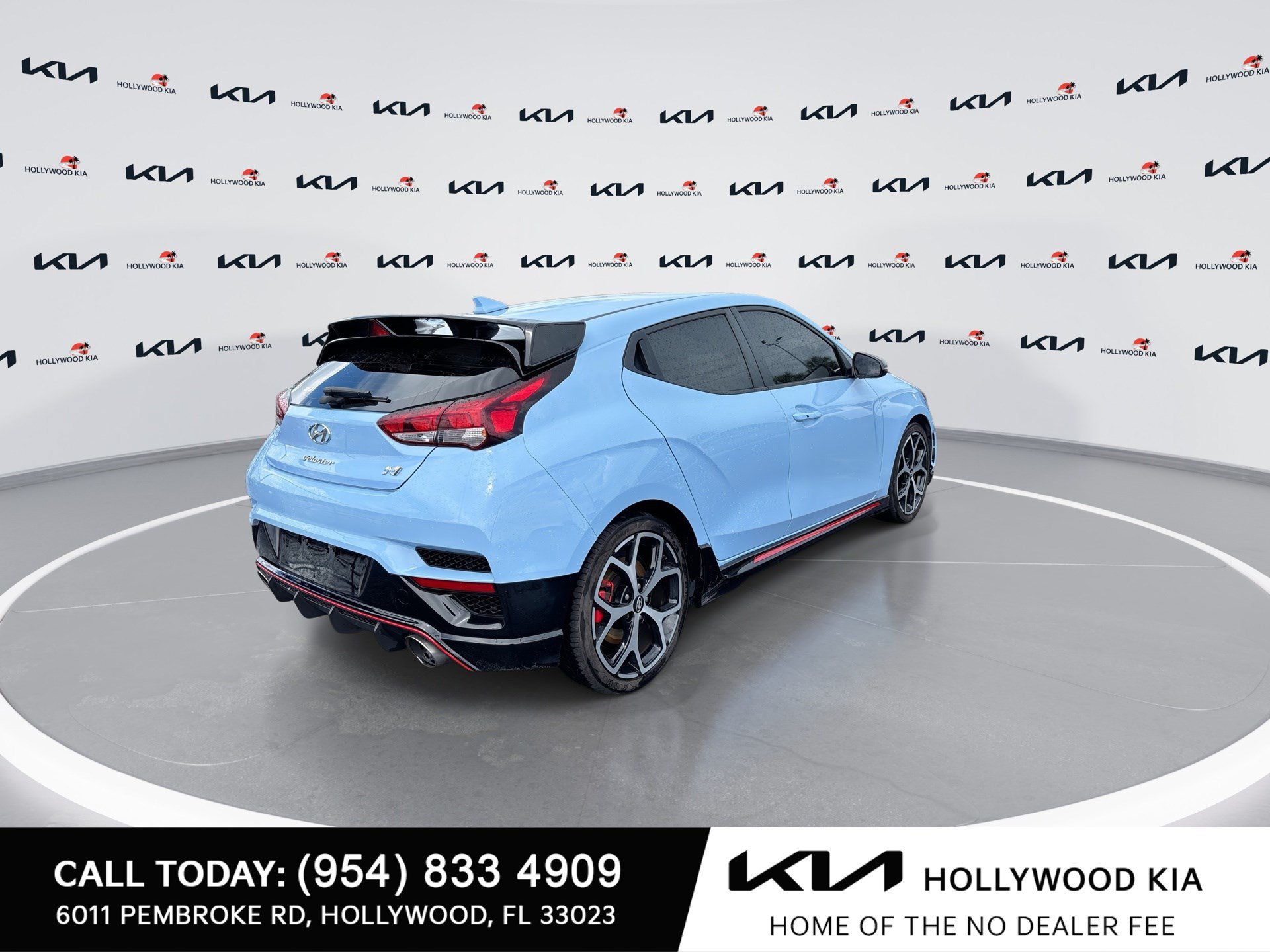 Used 2020 Hyundai Veloster N FWD image 8