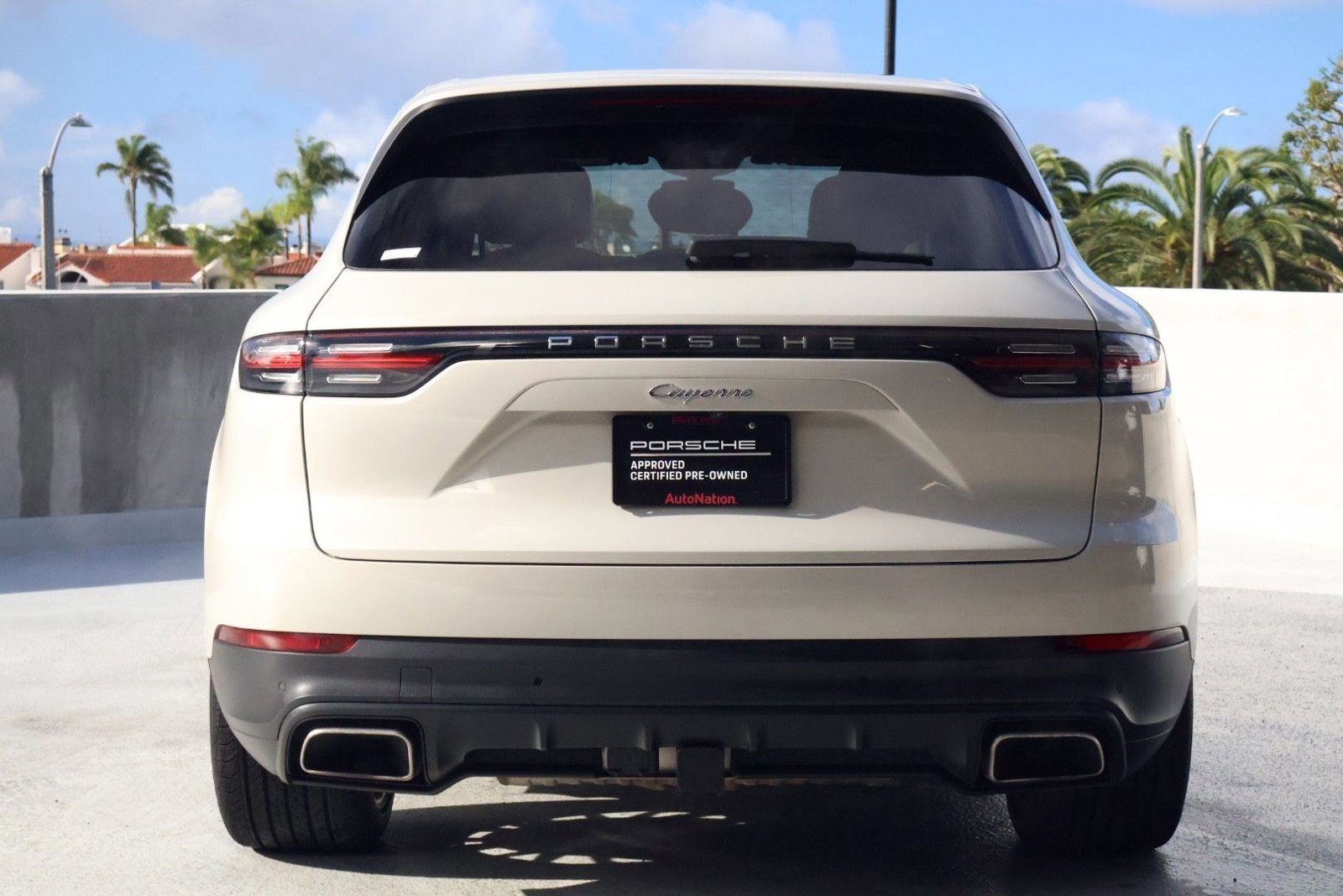 Certified 2023 Porsche Cayenne image 10