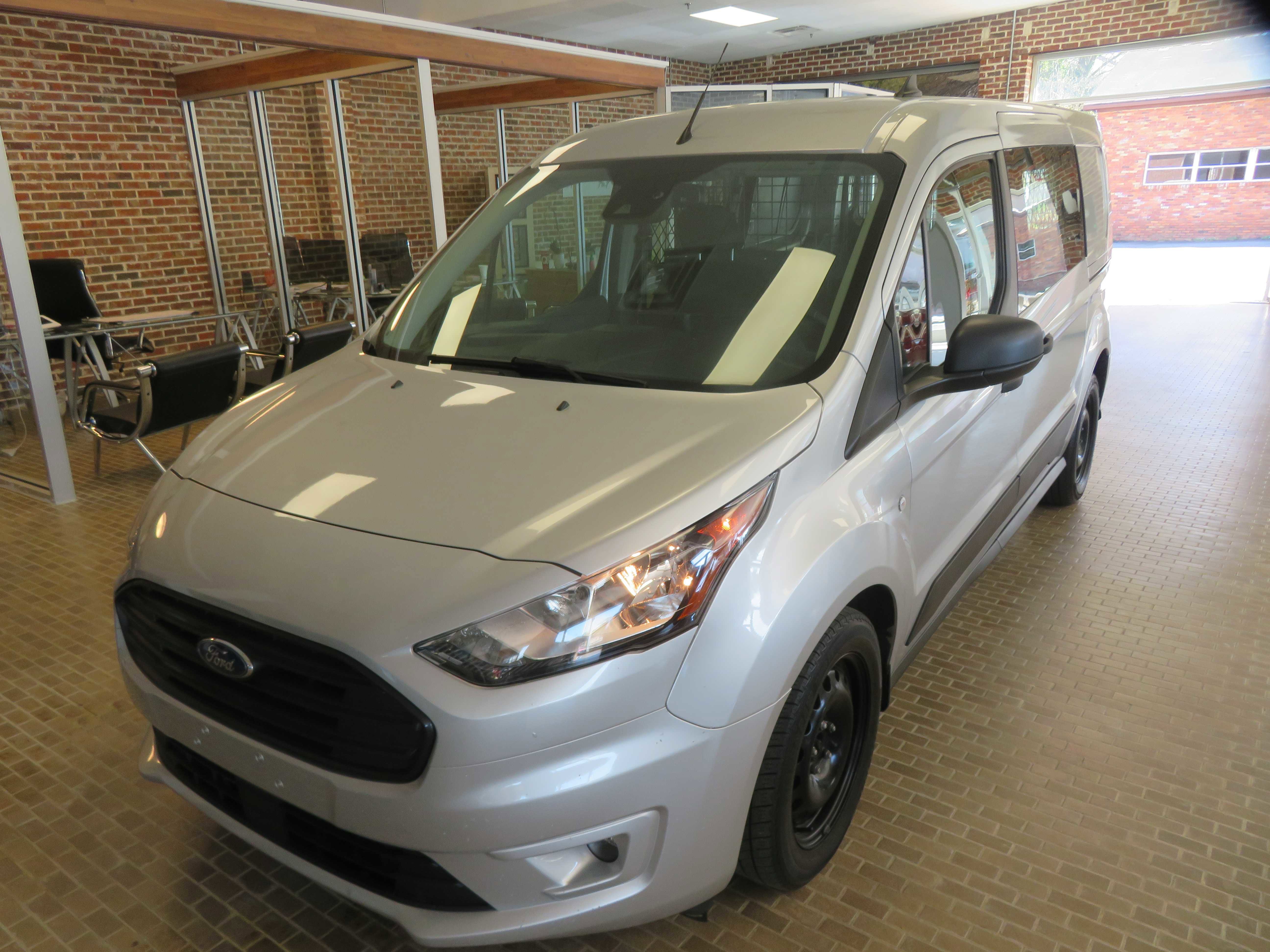 Used 2022 Ford Transit Connect XLT image 78