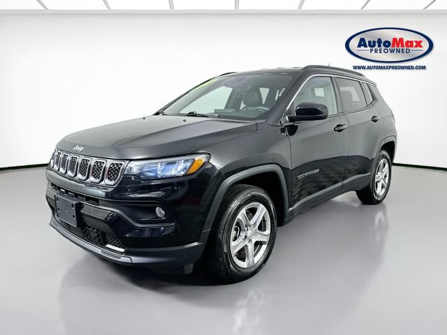 Used 2024 Jeep Compass Latitude AWD/4WD image 4