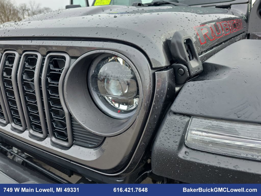 Used 2024 Jeep Gladiator Rubicon w/ Convenience Group image 29