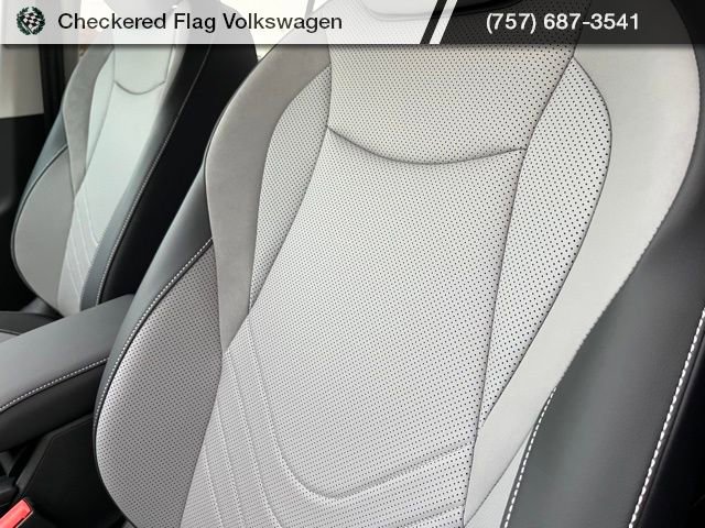New 2026 Volkswagen Tiguan SE image 21