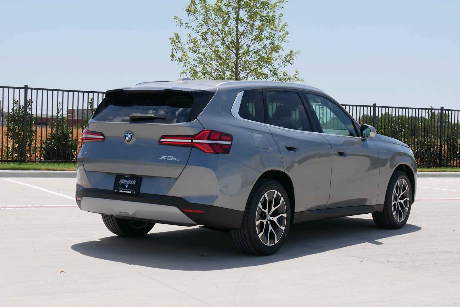 New 2026 BMW X3 xDrive30i w/ Convenience Package AWD/4WD image 8