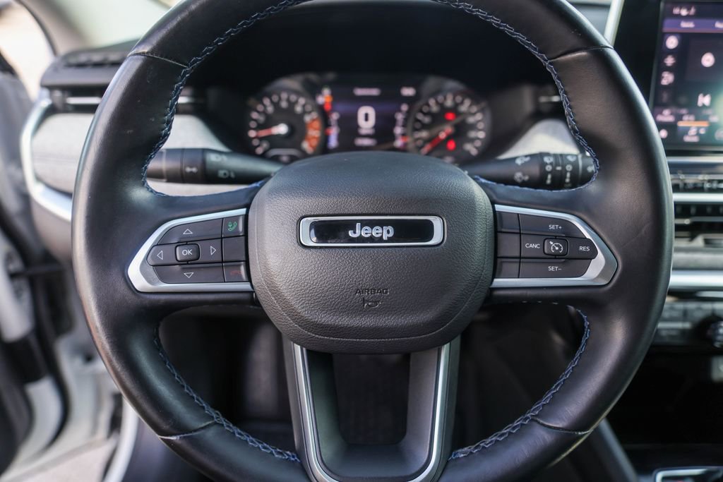 Used 2022 Jeep Compass Latitude w/ Convenience Group FWD image 12