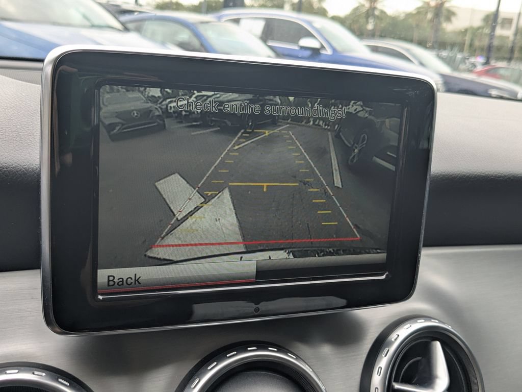 Used 2015 Mercedes-Benz GLA 250 image 8