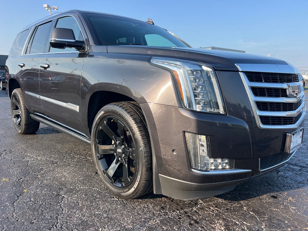 Used 2017 Cadillac Escalade Premium Luxury AWD/4WD image 1