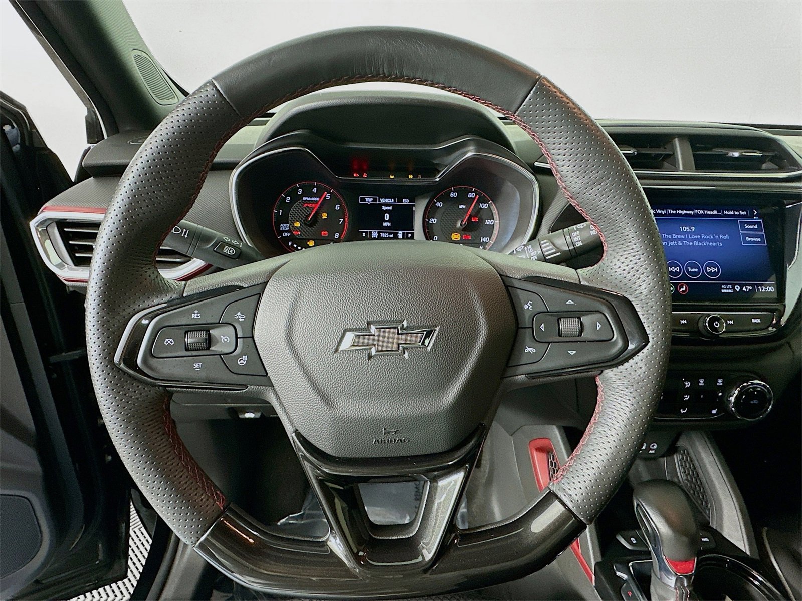 Used 2023 Chevrolet TrailBlazer RS w/ Convenience Package image 11