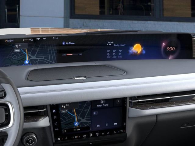 Used 2025 Lincoln Navigator L Black Label image 17