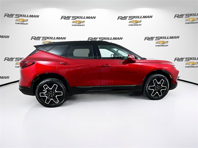 Used 2025 Chevrolet Blazer RS w/ Driver Confidence II Package image 8