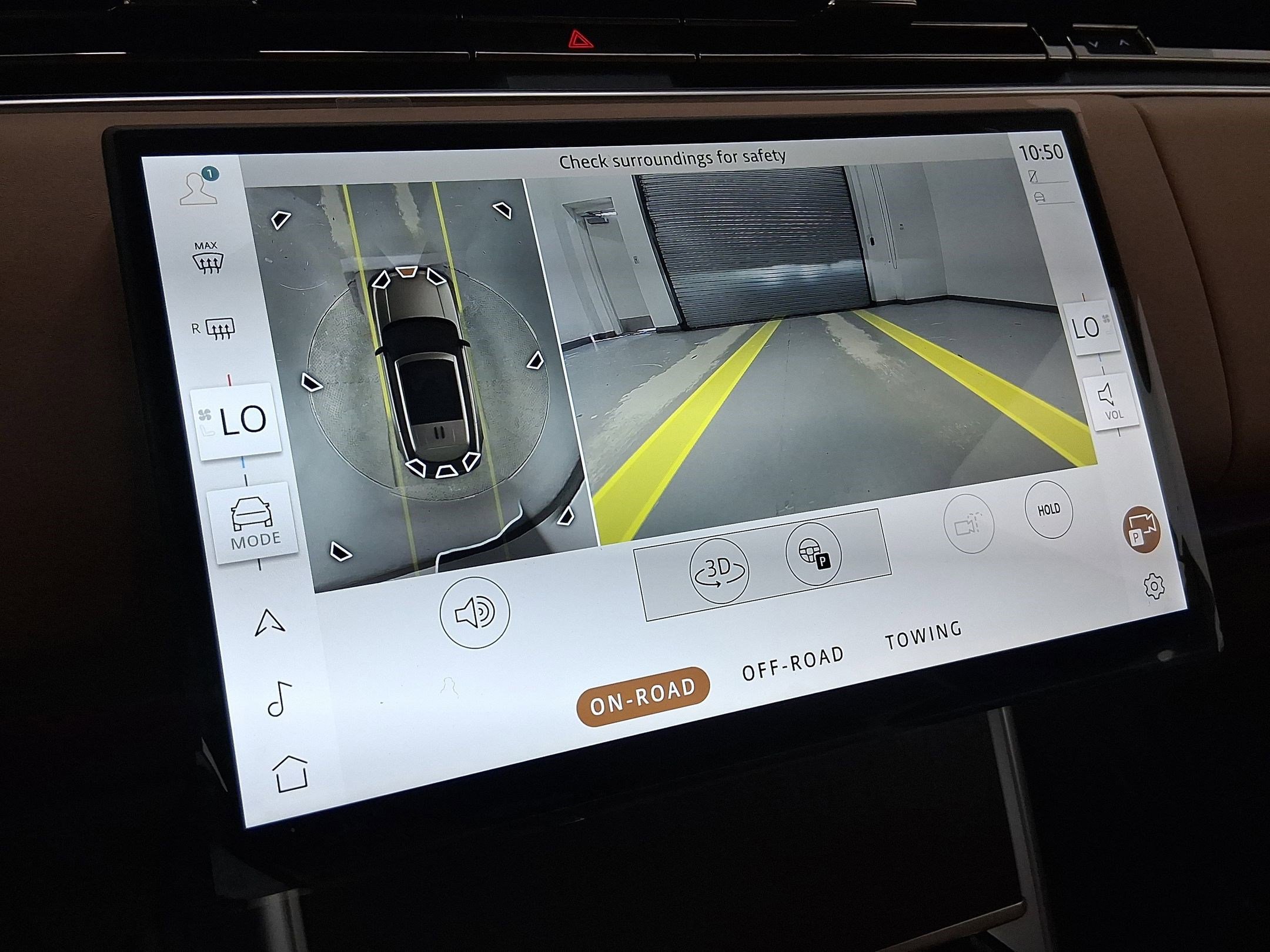 New 2025 Land Rover Range Rover SE image 26
