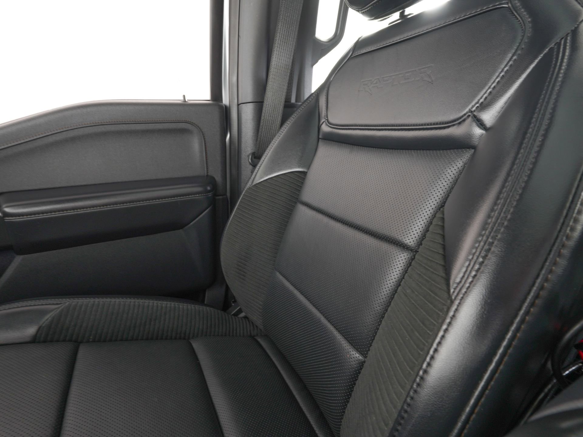 Used 2022 Ford F150 Raptor w/ Equipment Group 801A High image 27