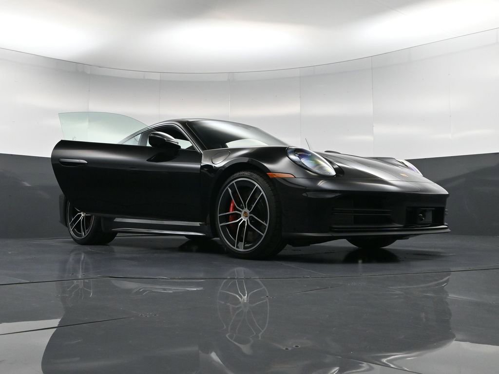 New 2026 Porsche 911 Carrera 4S image 36