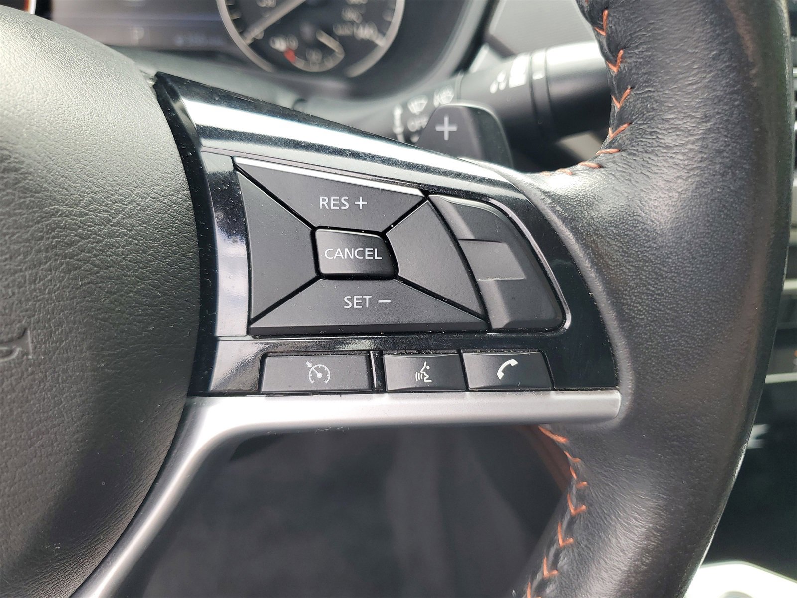 Used 2024 Nissan Altima 2.5 SR image 12