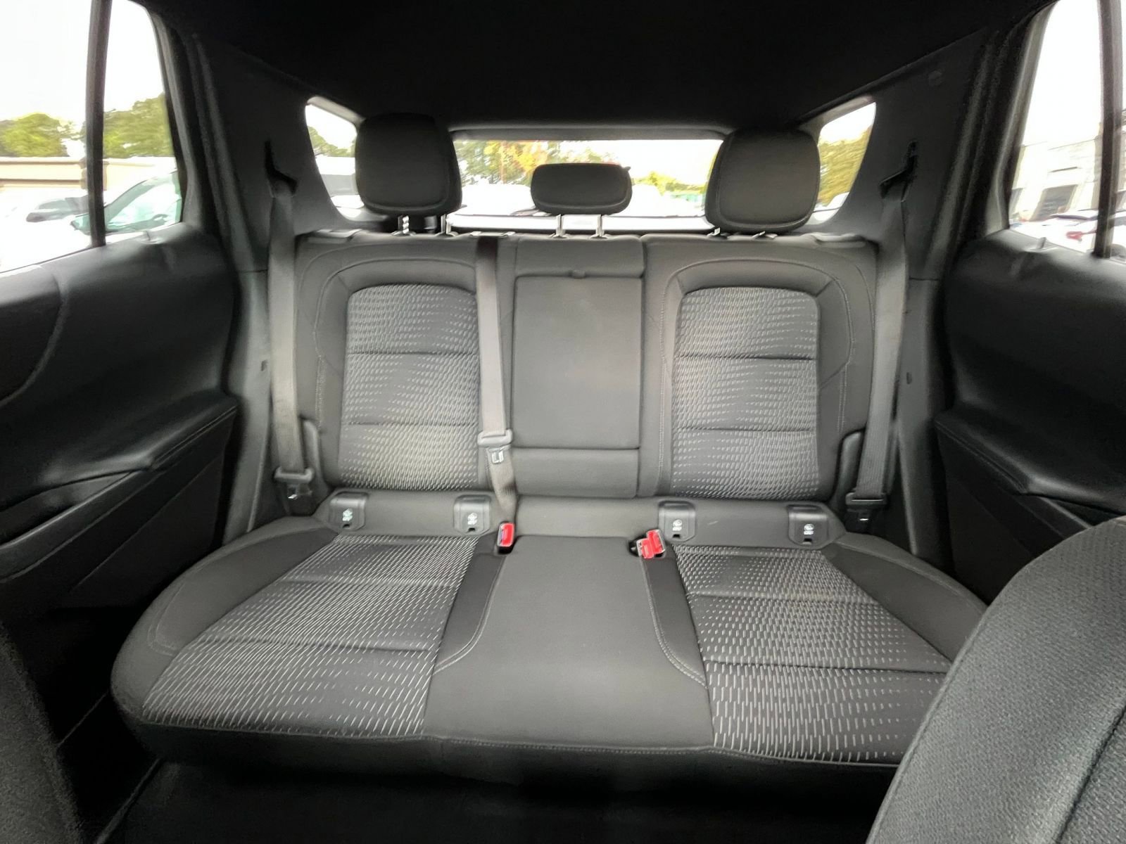 Used 2025 Chevrolet Equinox LT image 37