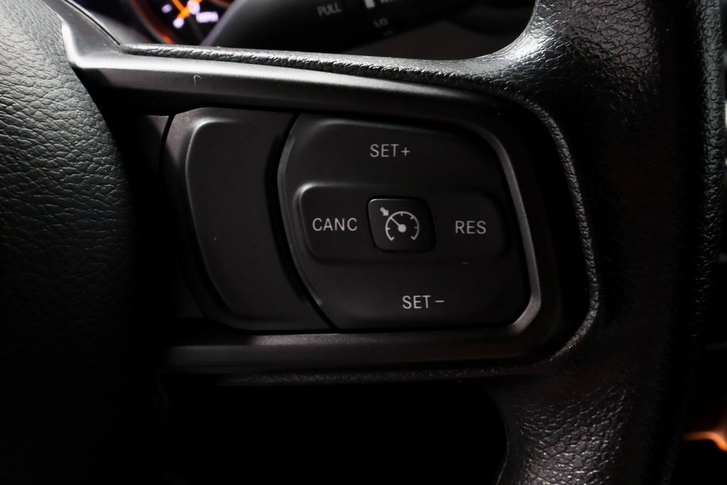 Used 2023 Jeep Wrangler Sport image 27