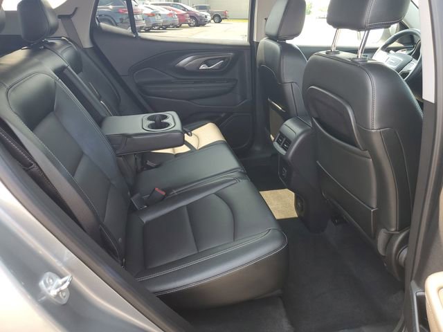 Used 2023 GMC Terrain SLT image 31