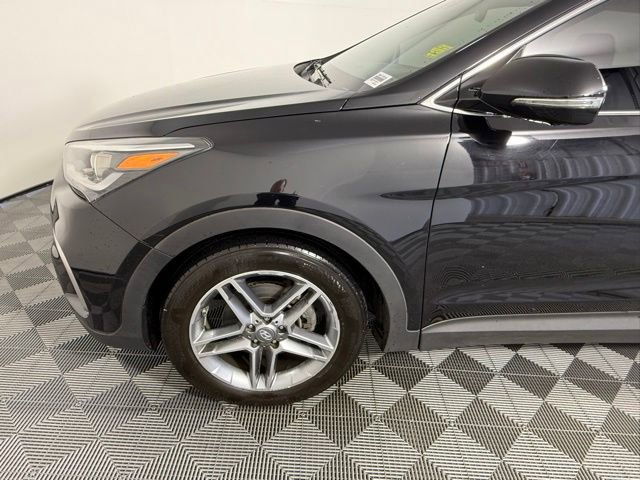 Used 2017 Hyundai Santa Fe FWD w/ SE Ultimate Tech Package 03 image 12