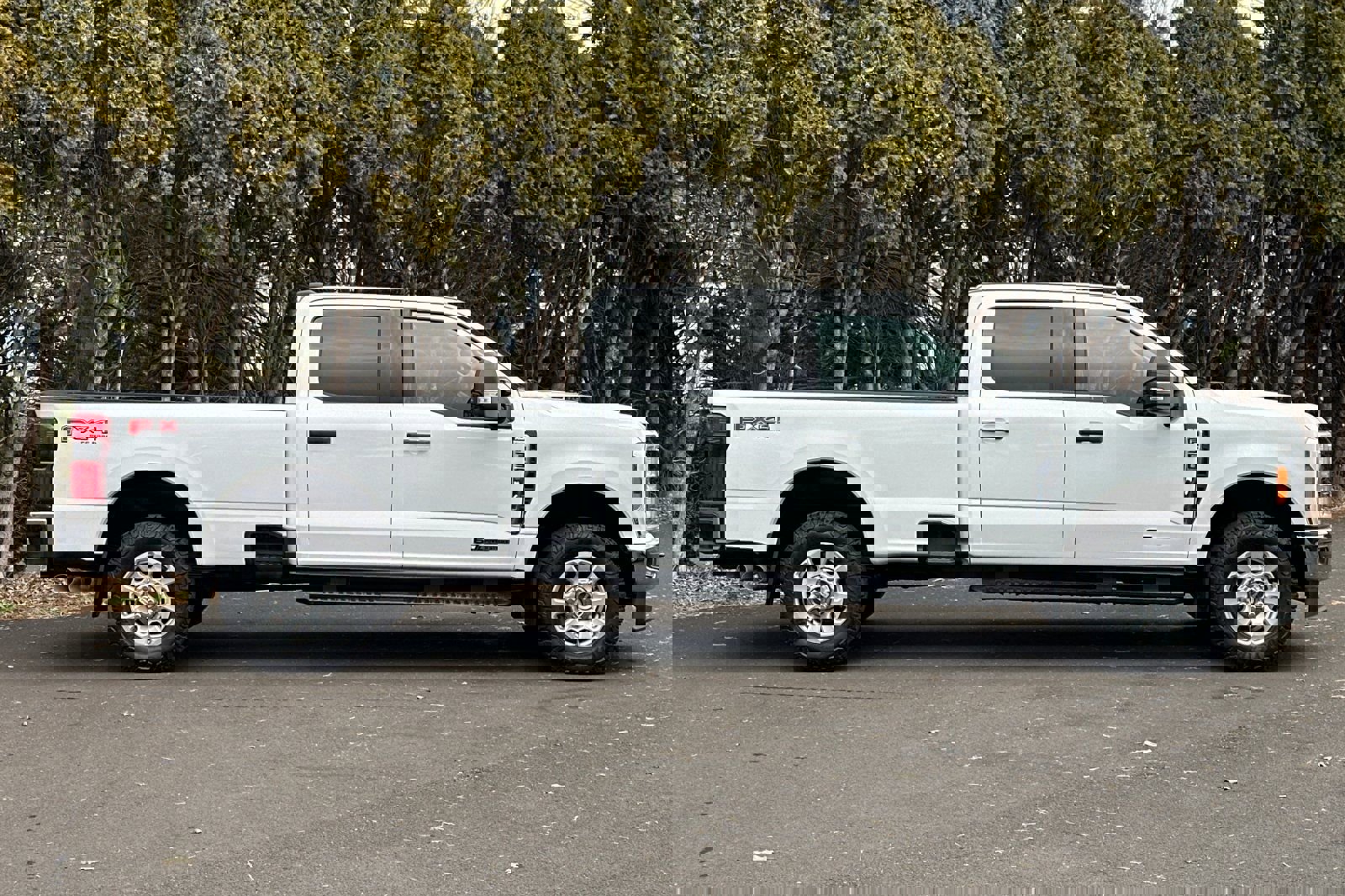 Used 2023 Ford F350 XLT w/ 360-Degree Camera Package image 3