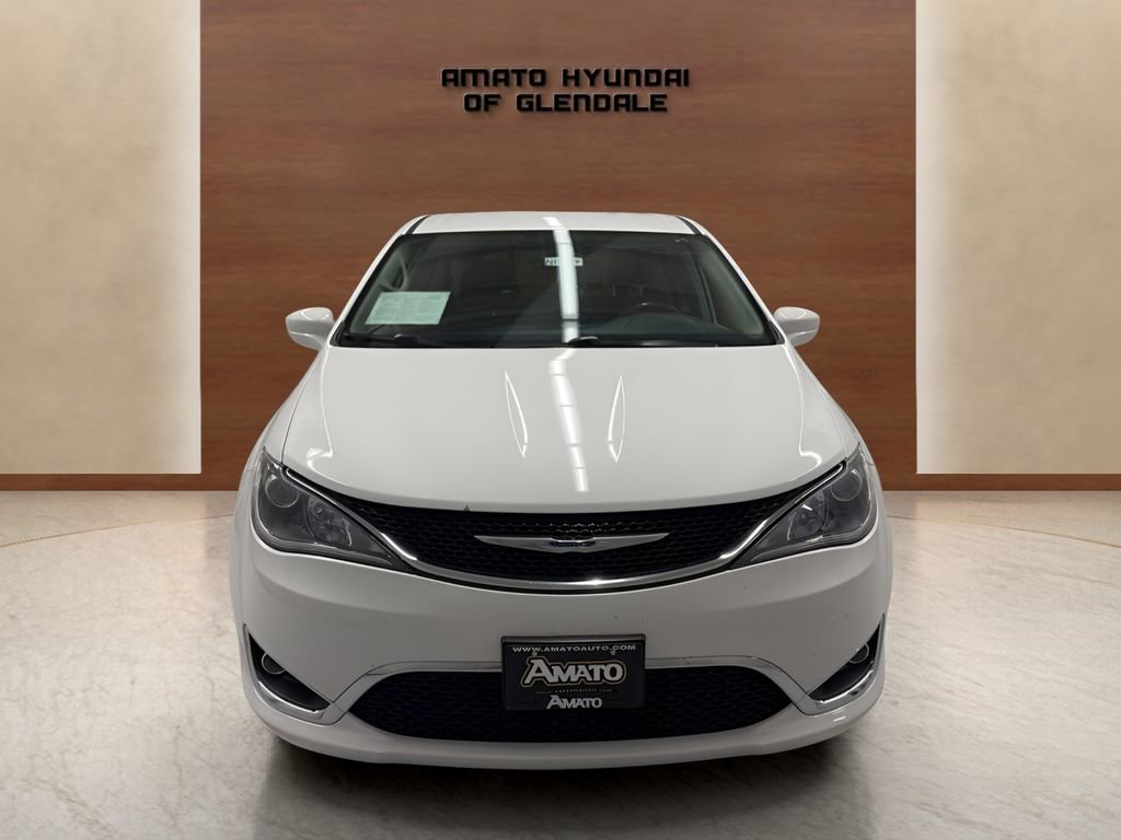 Used 2019 Chrysler Pacifica Touring Plus FWD image 8