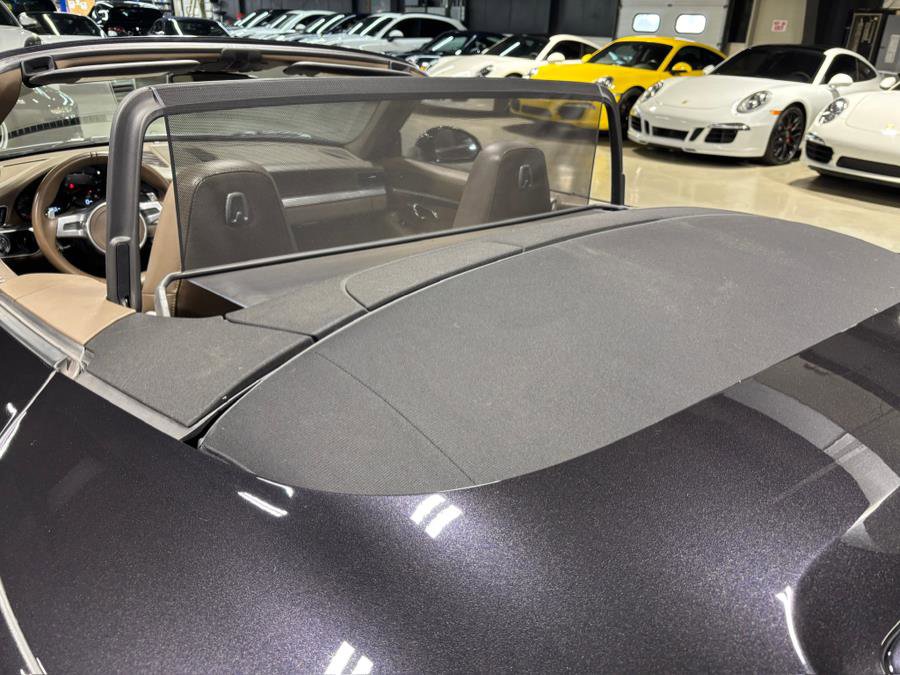 Used 2013 Porsche 911 Carrera 4S image 15