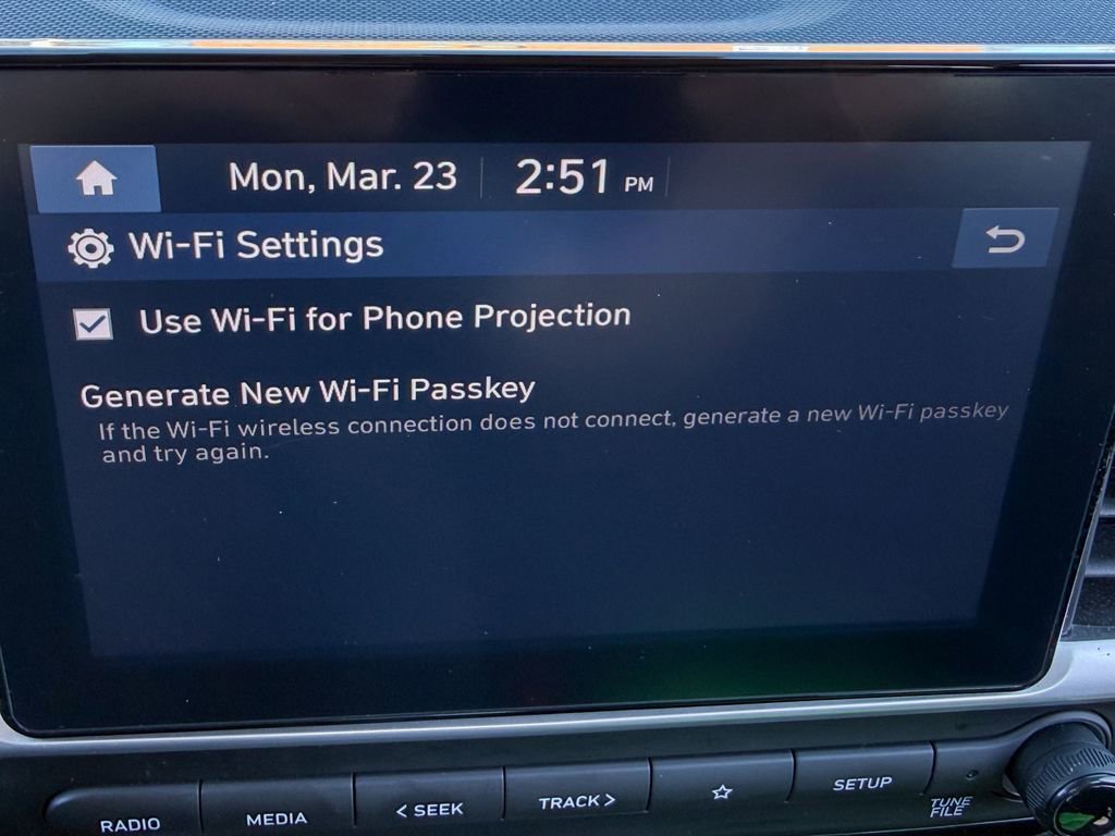 Used 2023 Hyundai Venue SEL image 15