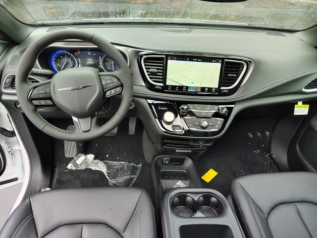 New 2026 Chrysler Pacifica Select AWD/4WD image 10