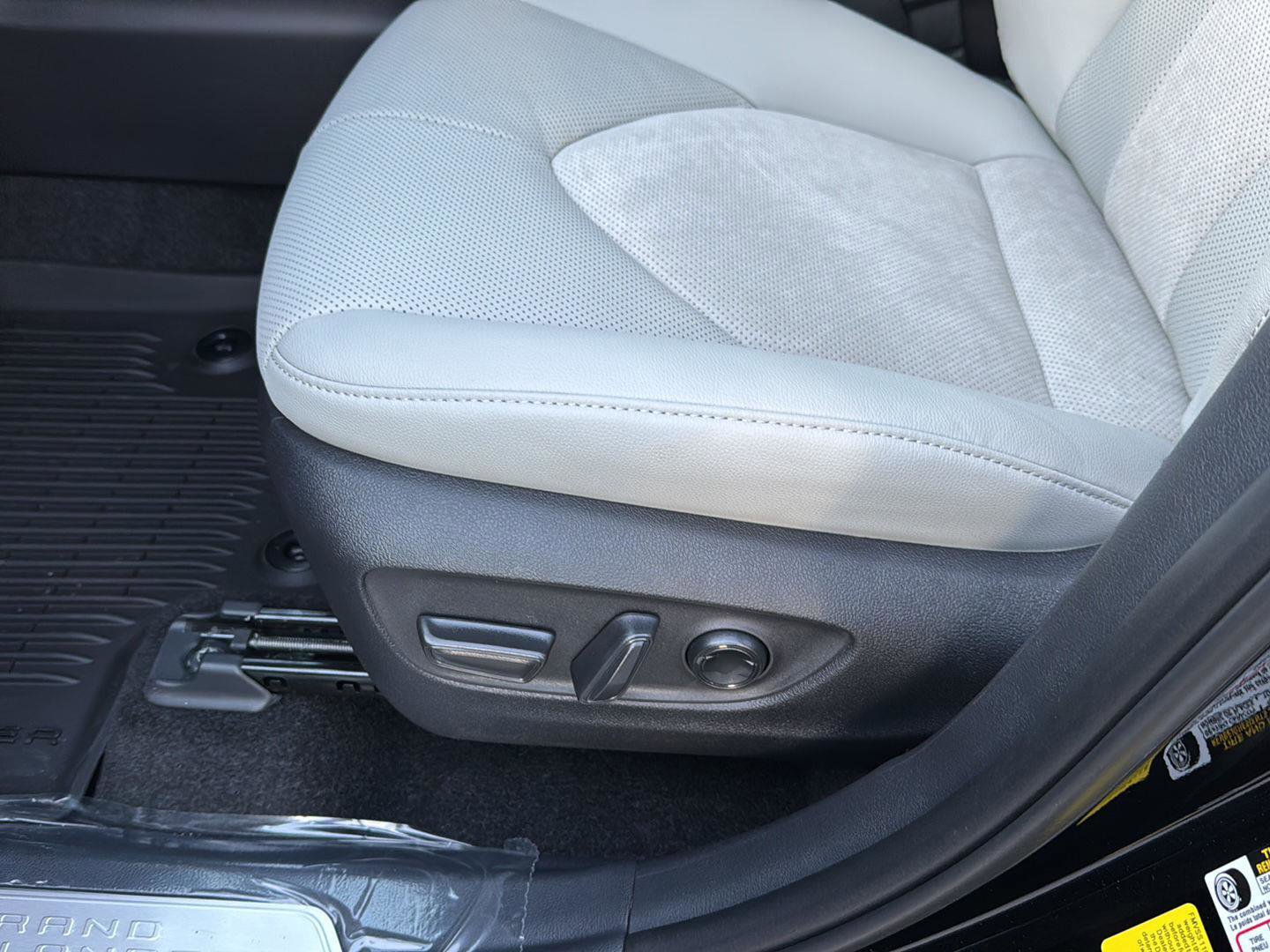 New 2026 Toyota Grand Highlander AWD Hybrid image 29