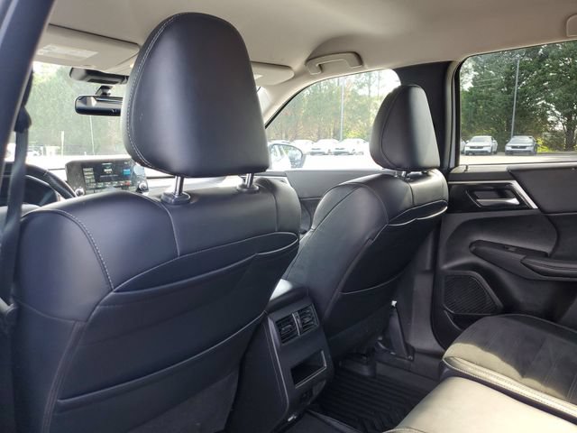 Used 2024 Mitsubishi Outlander SE FWD image 11