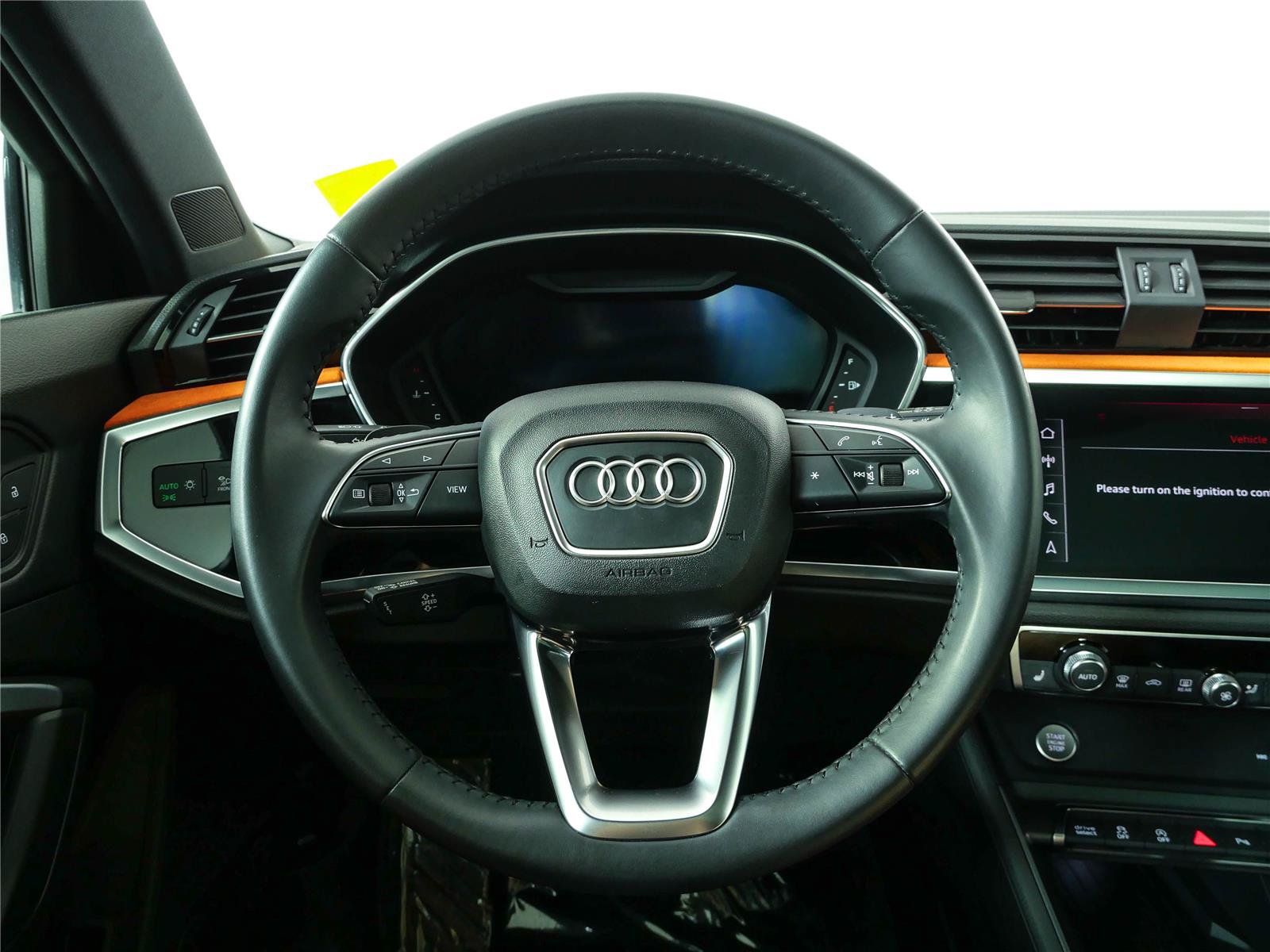 Used 2019 Audi Q3 2.0T Premium Plus w/ Premium Plus Package AWD/4WD image 9