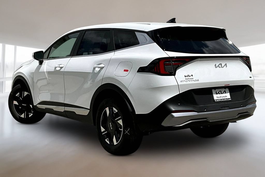 New 2026 Kia Sportage LX w/ LX Convenience Package AWD/4WD image 3