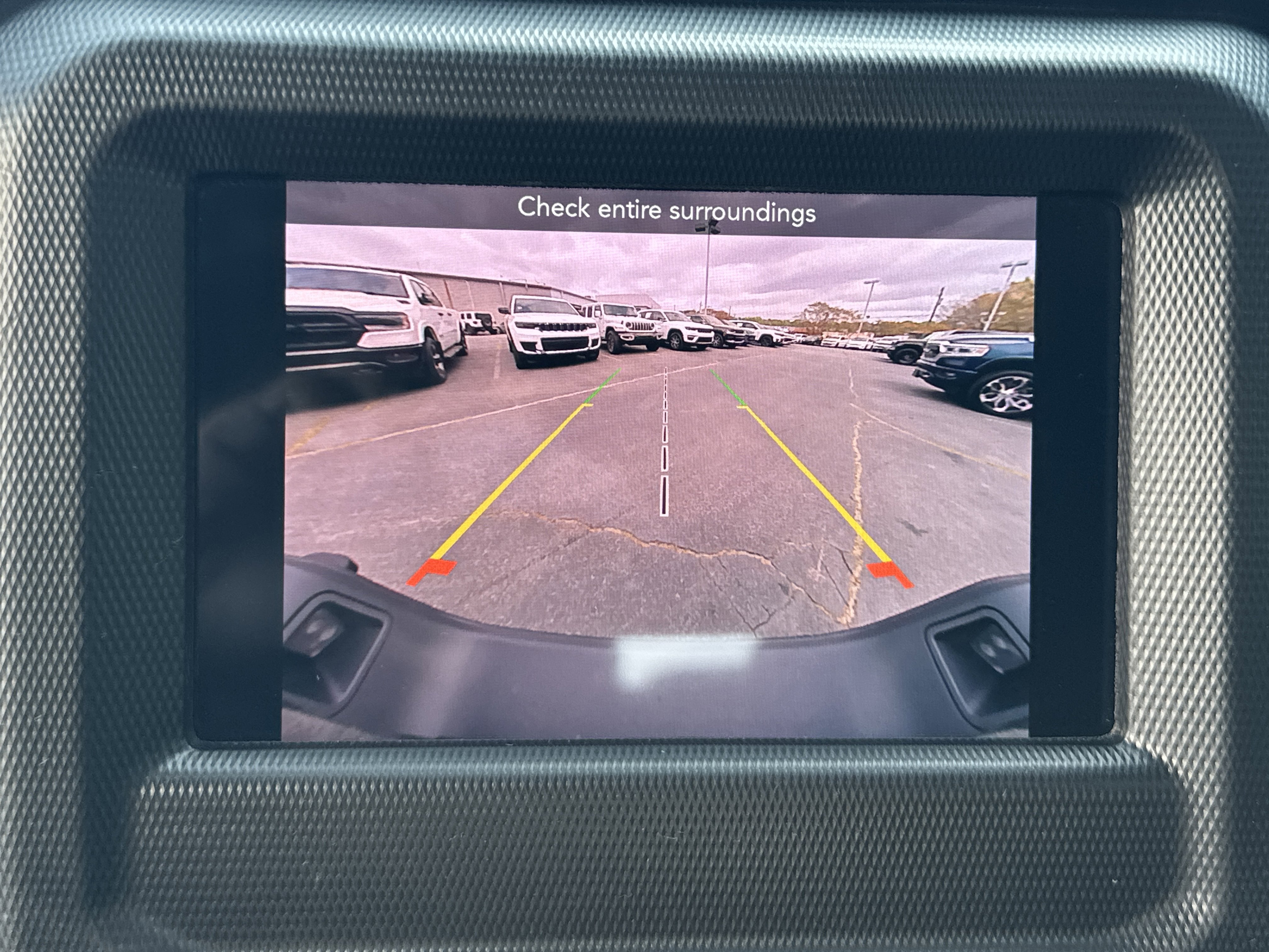 Used 2023 Jeep Gladiator Sport image 32