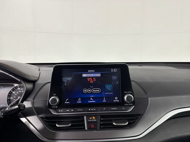 Used 2024 Nissan Altima 2.5 SR FWD image 6