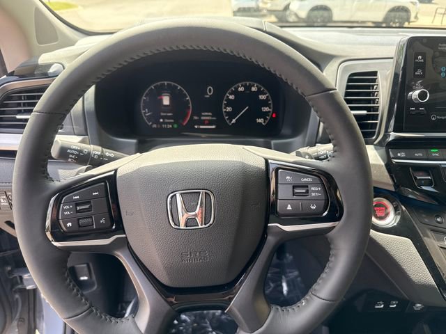 New 2026 Honda Odyssey Touring image 11