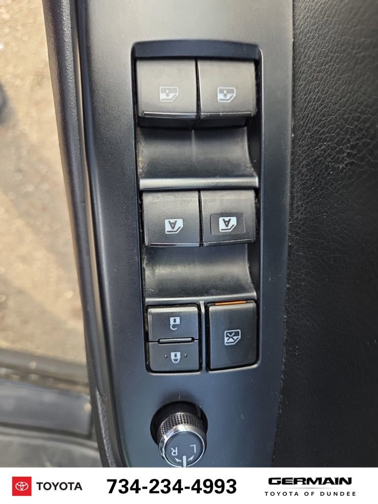 Used 2017 Toyota Highlander XLE w/ Protection Package #3 AWD/4WD image 23