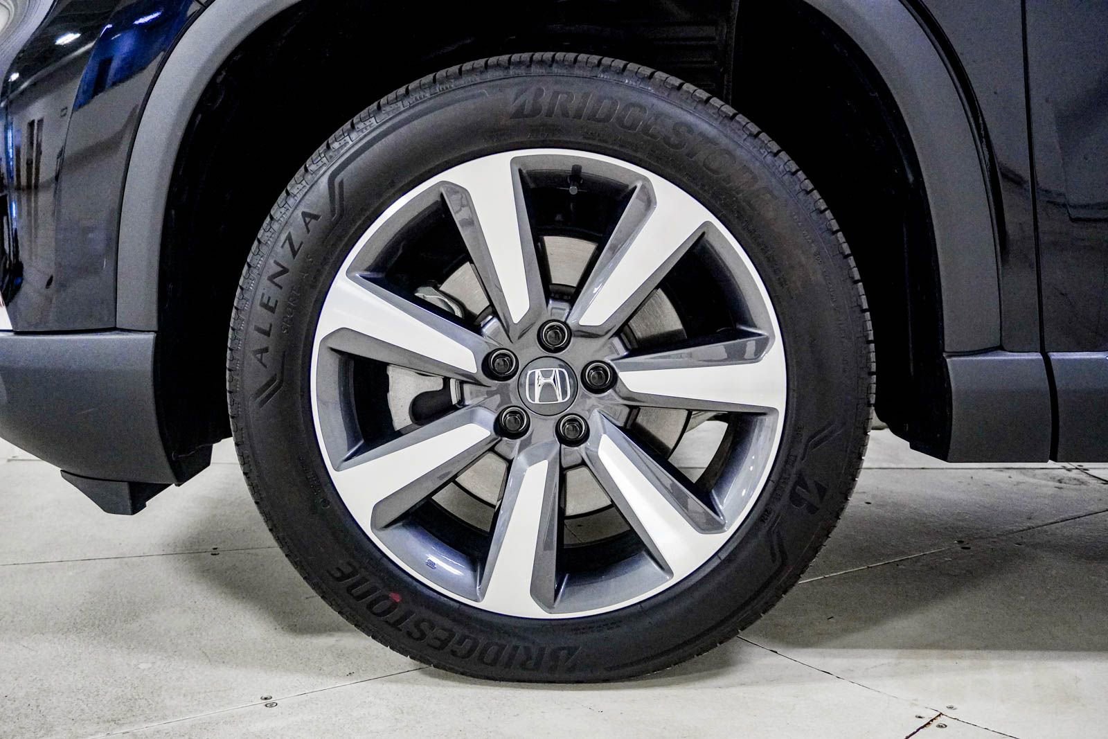 Certified 2025 Honda Pilot Elite image 17