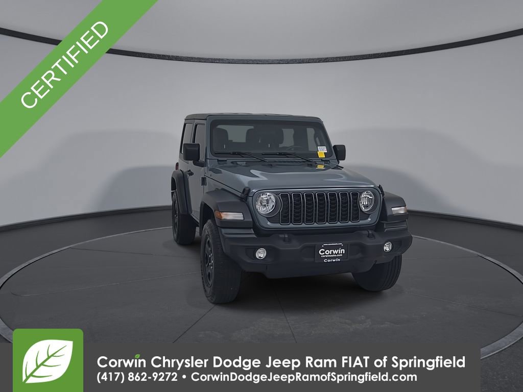 Used 2025 Jeep Wrangler Sport image 3