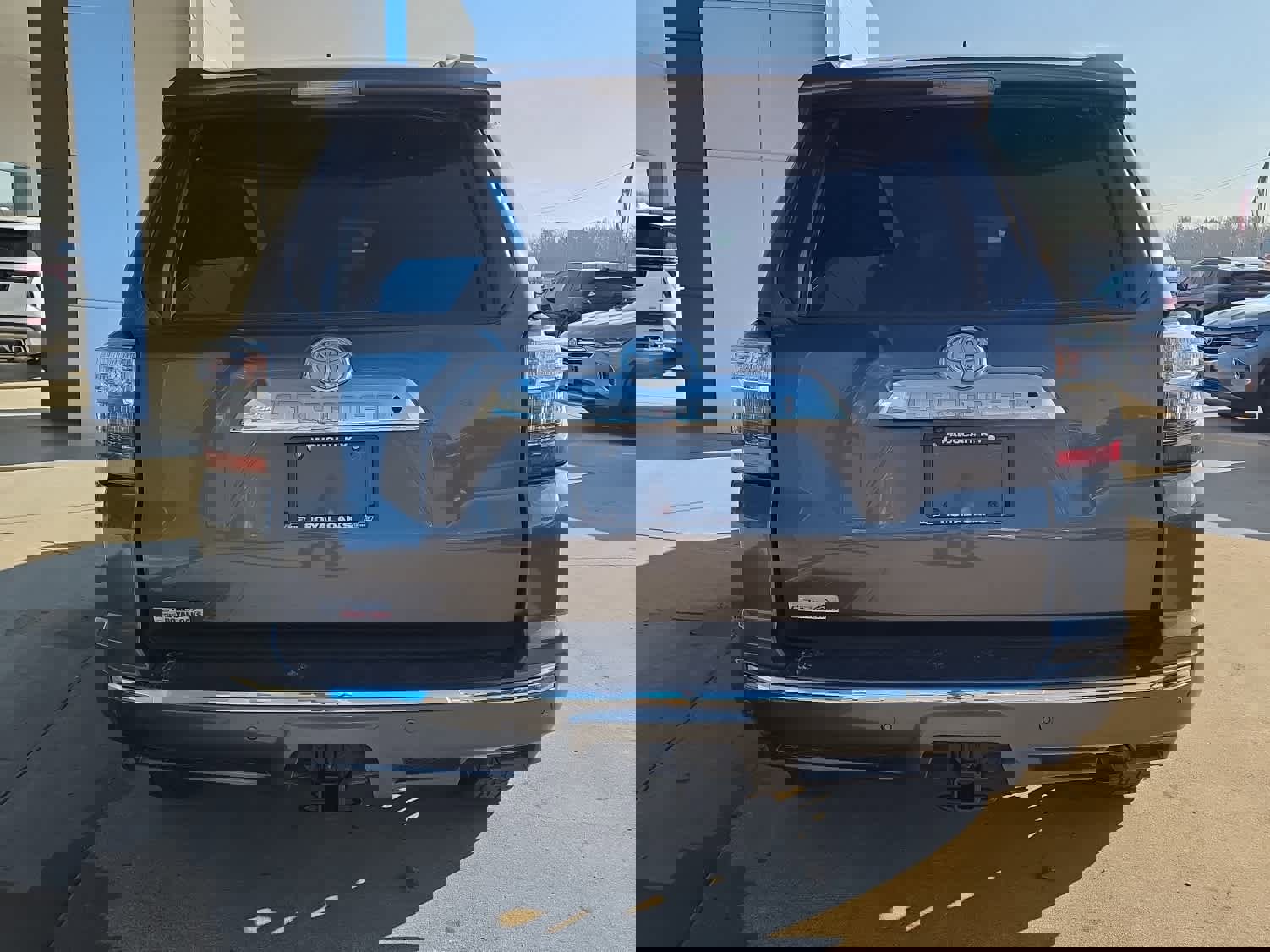 Used 2017 Toyota 4Runner Limited image 6