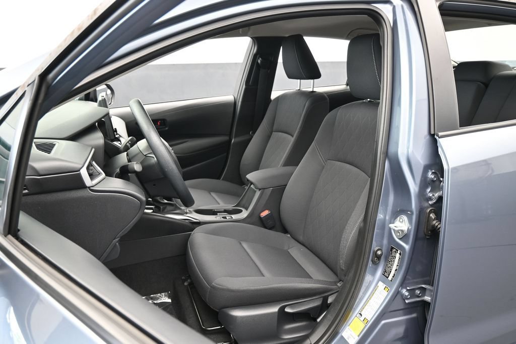 Used 2024 Toyota Corolla LE FWD image 10