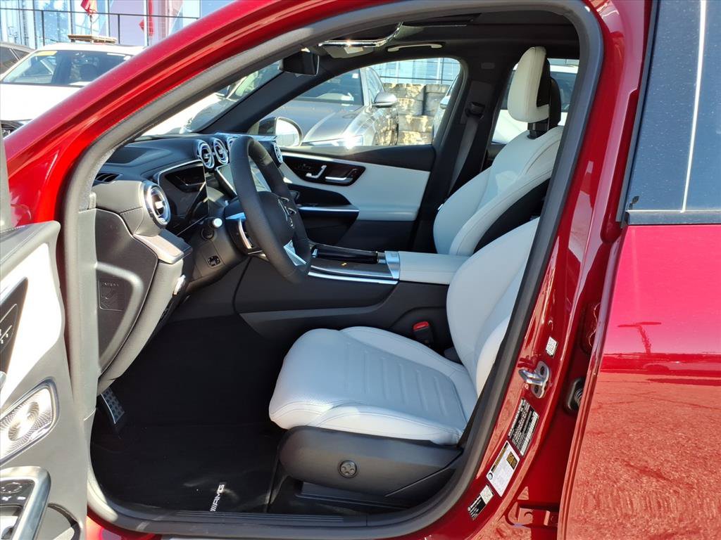 Used 2026 Mercedes-Benz GLC 300 4MATIC image 11