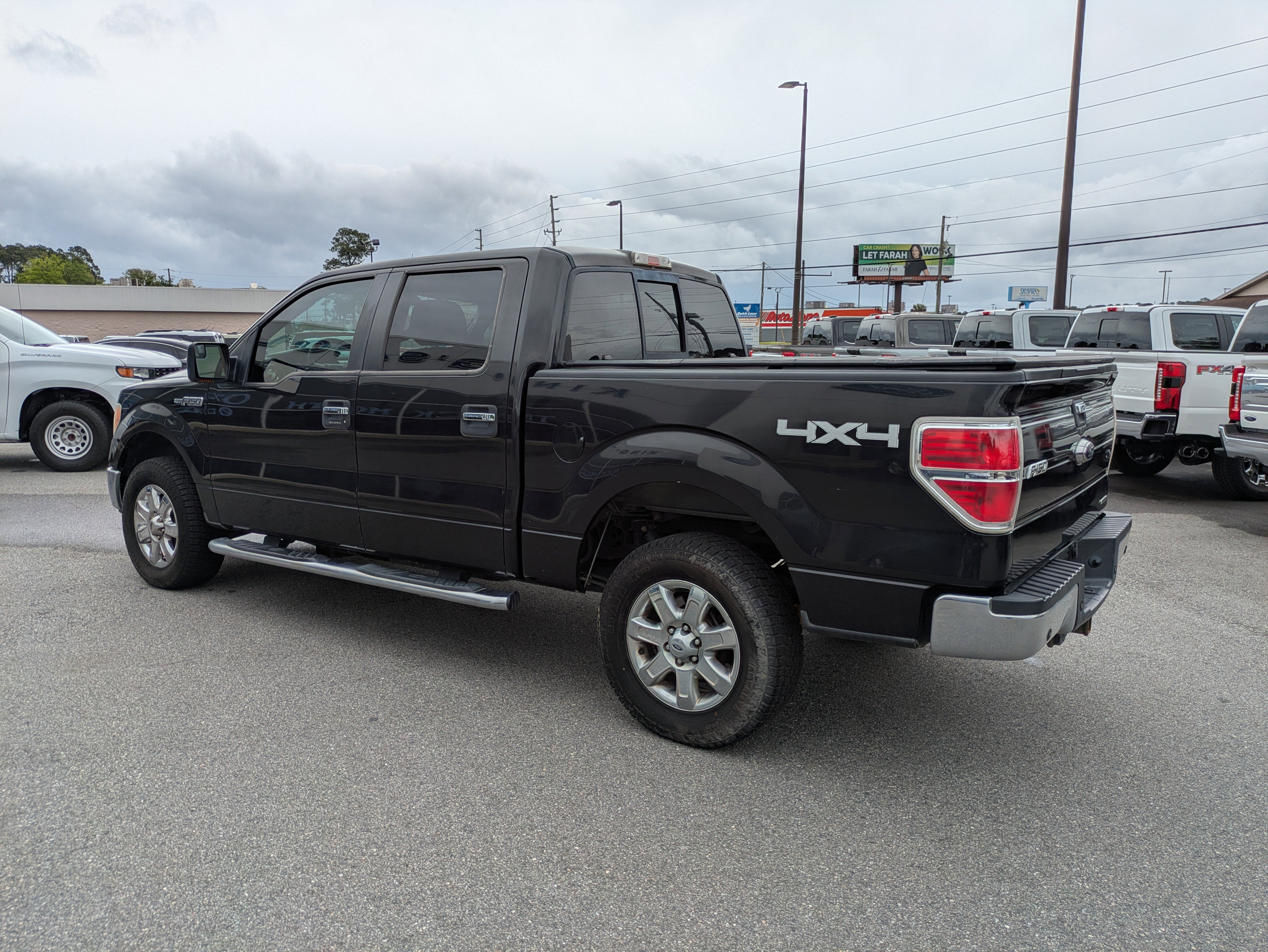 Used 2014 Ford F150 XLT w/ Equipment Group 302A Luxury AWD/4WD image 6