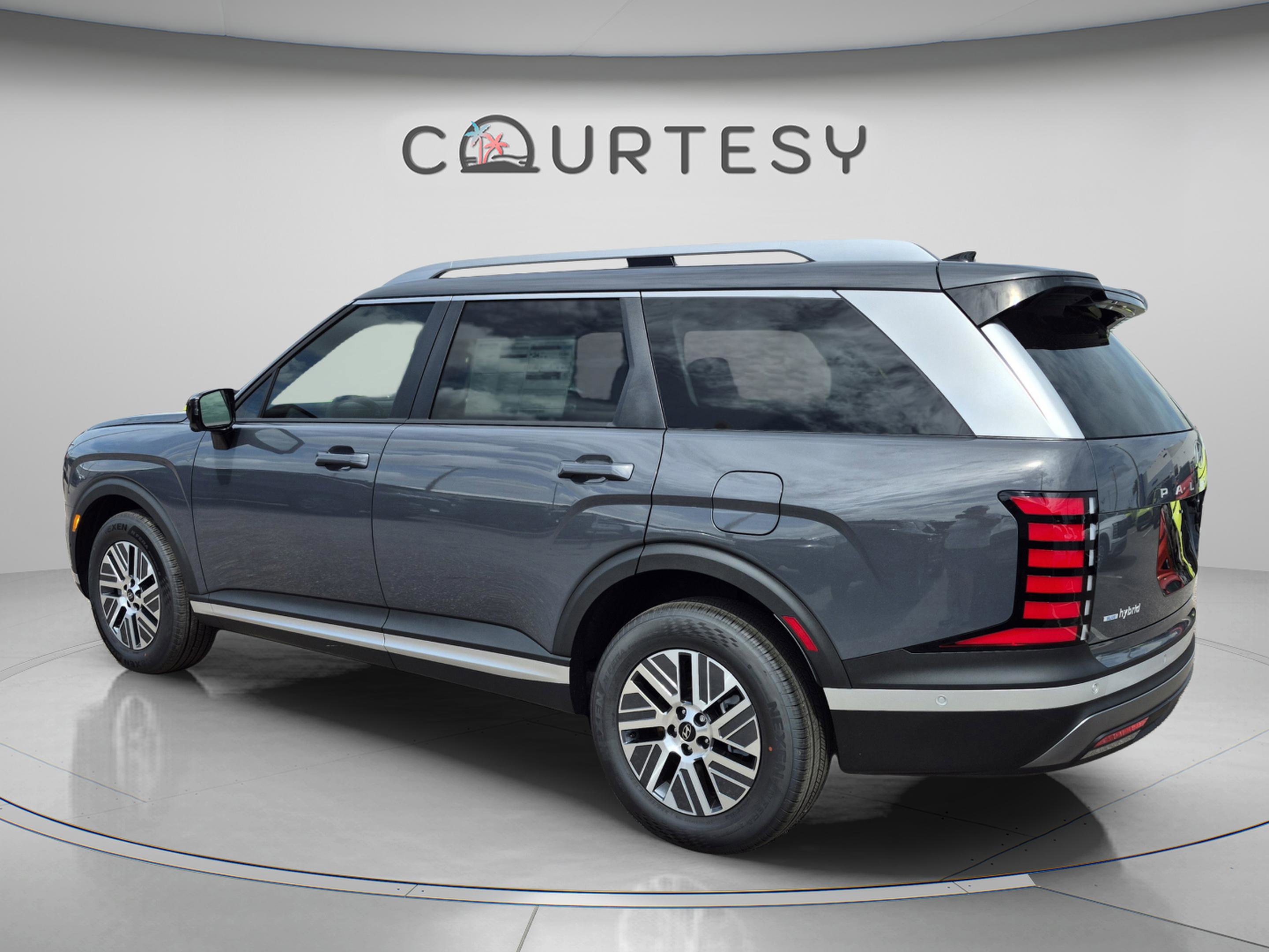New 2026 Hyundai Palisade SEL Premium FWD image 3