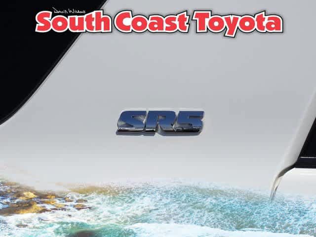 Certified 2018 Toyota 4Runner SR5 RWD image 9