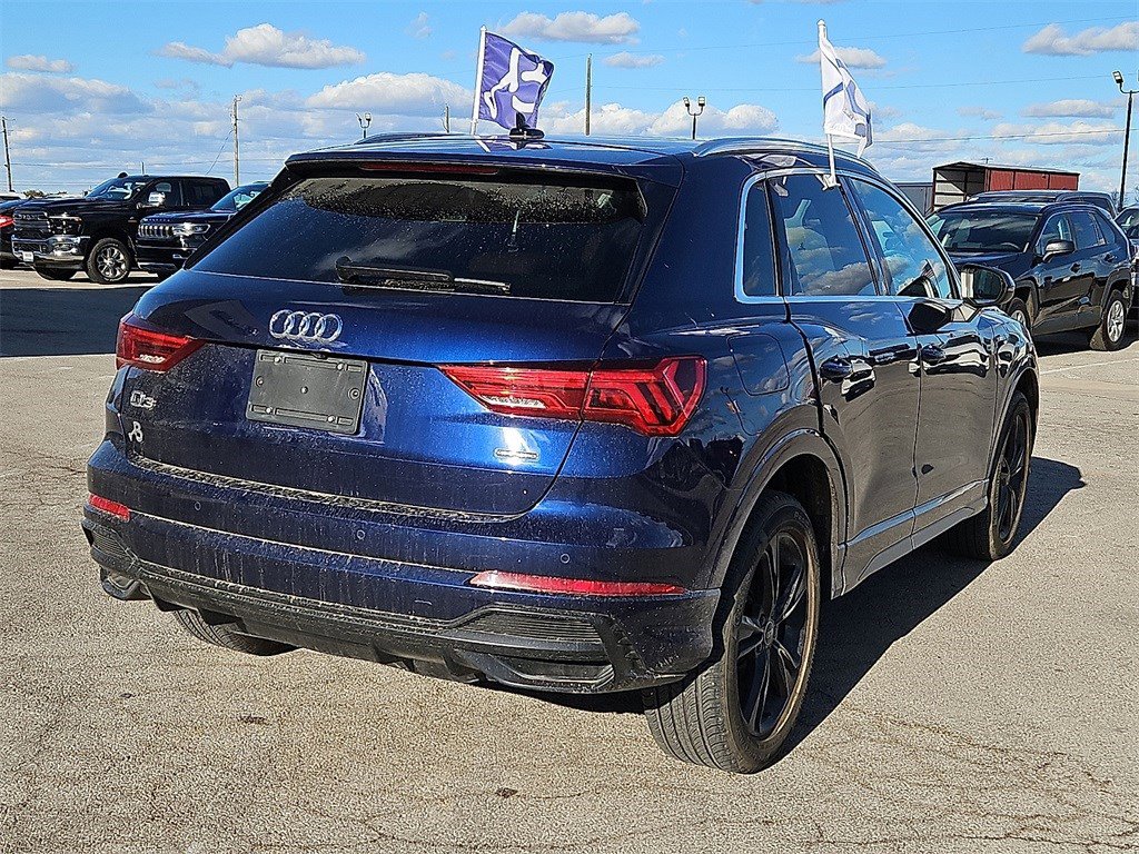 Used 2022 Audi Q3 2.0T Premium w/ Convenience Package image 7