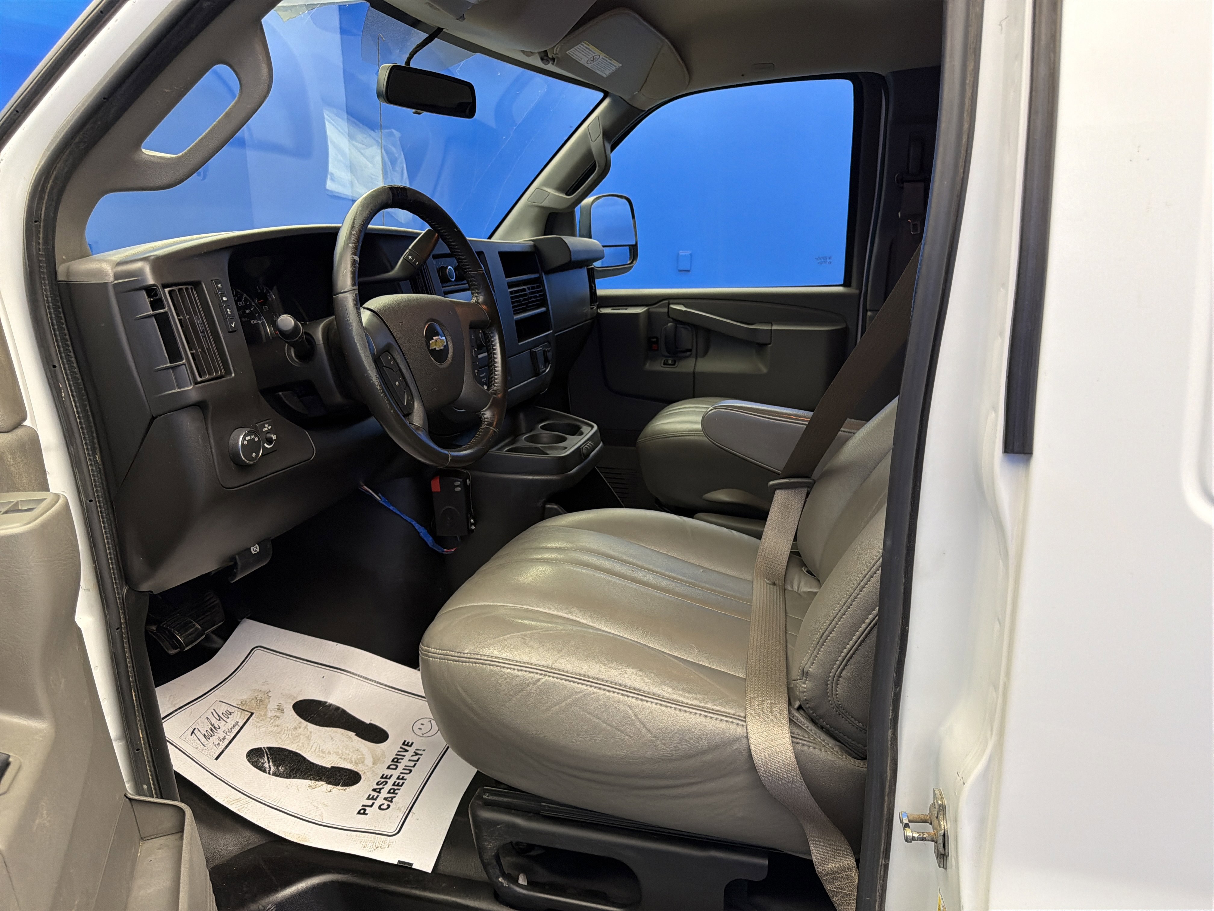 Used 2021 Chevrolet Express 2500 w/ Driver Convenience Package image 12