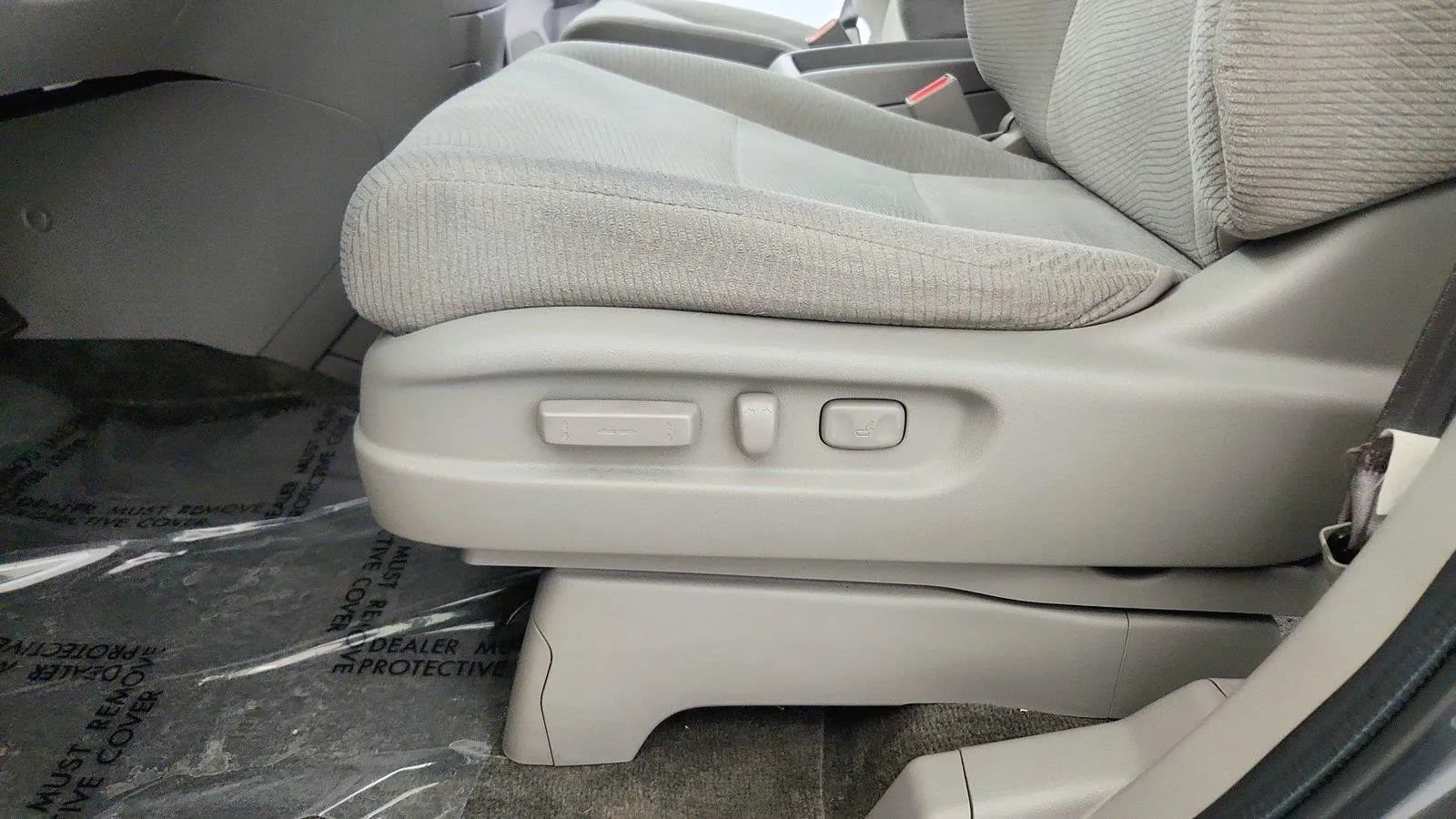 Used 2012 Honda Odyssey EX image 19