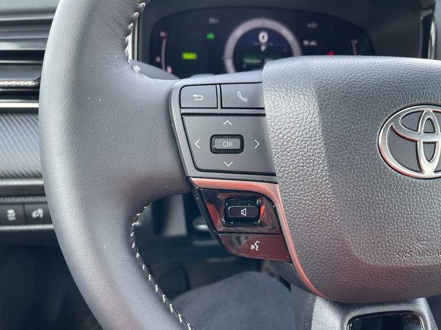 Used 2026 Toyota Camry SE image 22