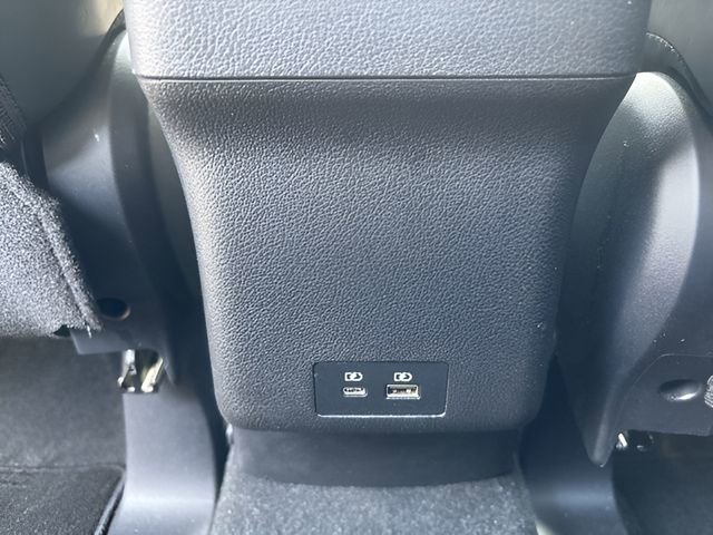 Used 2024 Mitsubishi Outlander Sport SE AWD/4WD image 27